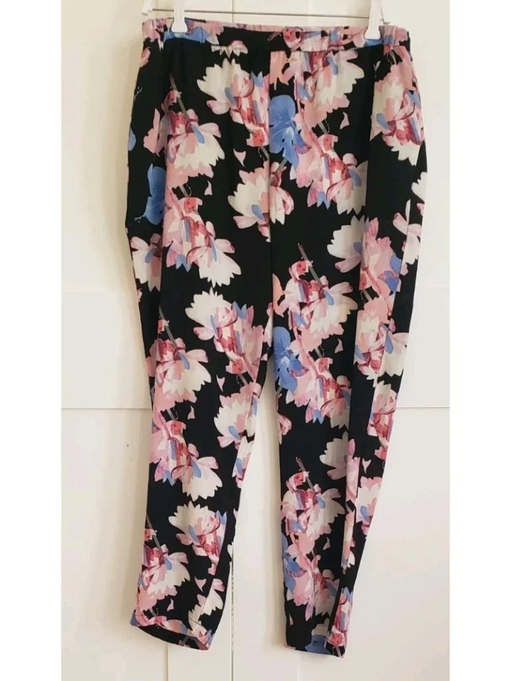VINCE CAMUTO FLORAL PRINT REGULAR PANTS LARGE - Picture 3 of 6